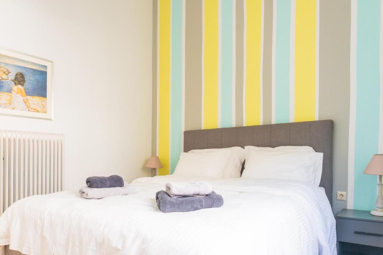 Bright 2Bd Apt, Garden View & Parking - Glyfada Atenas Exterior foto