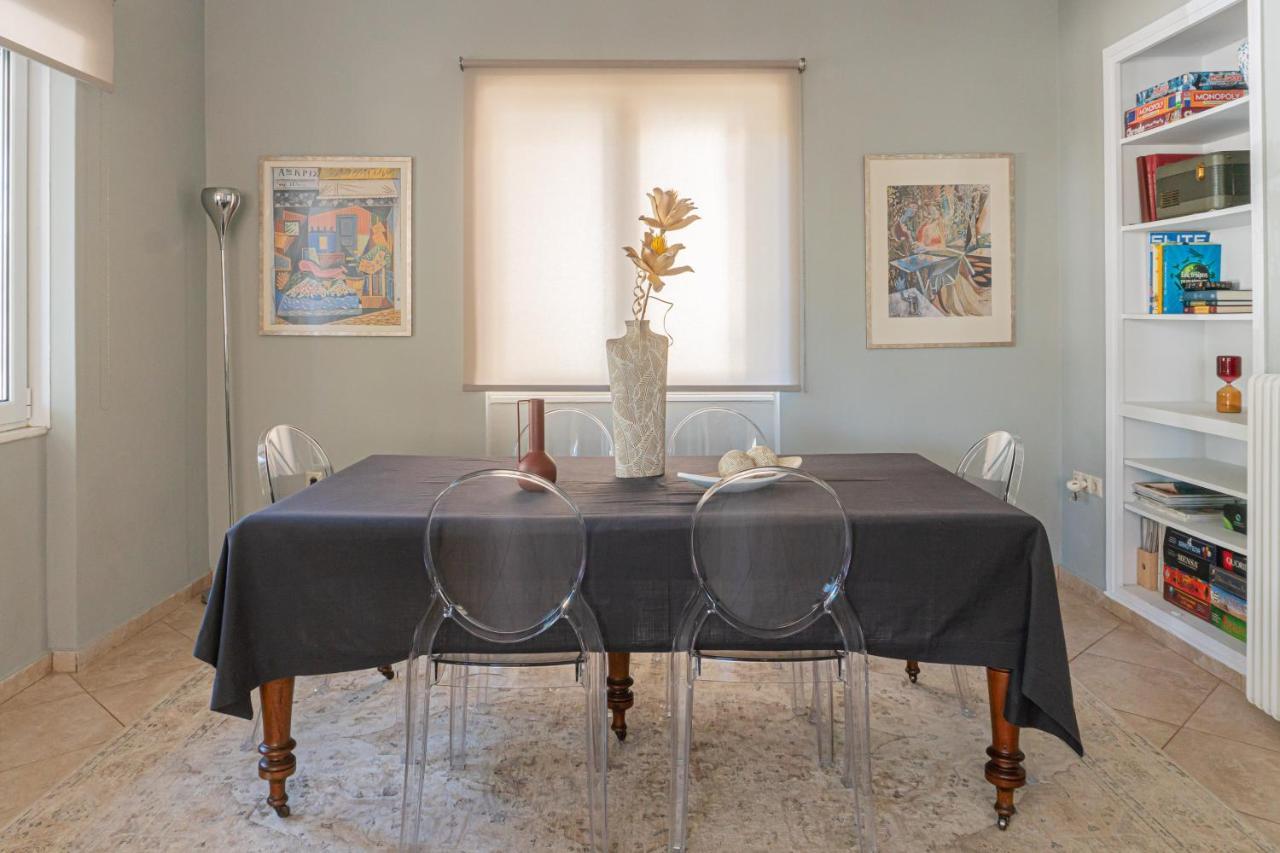 Bright 2Bd Apt, Garden View & Parking - Glyfada Atenas Exterior foto