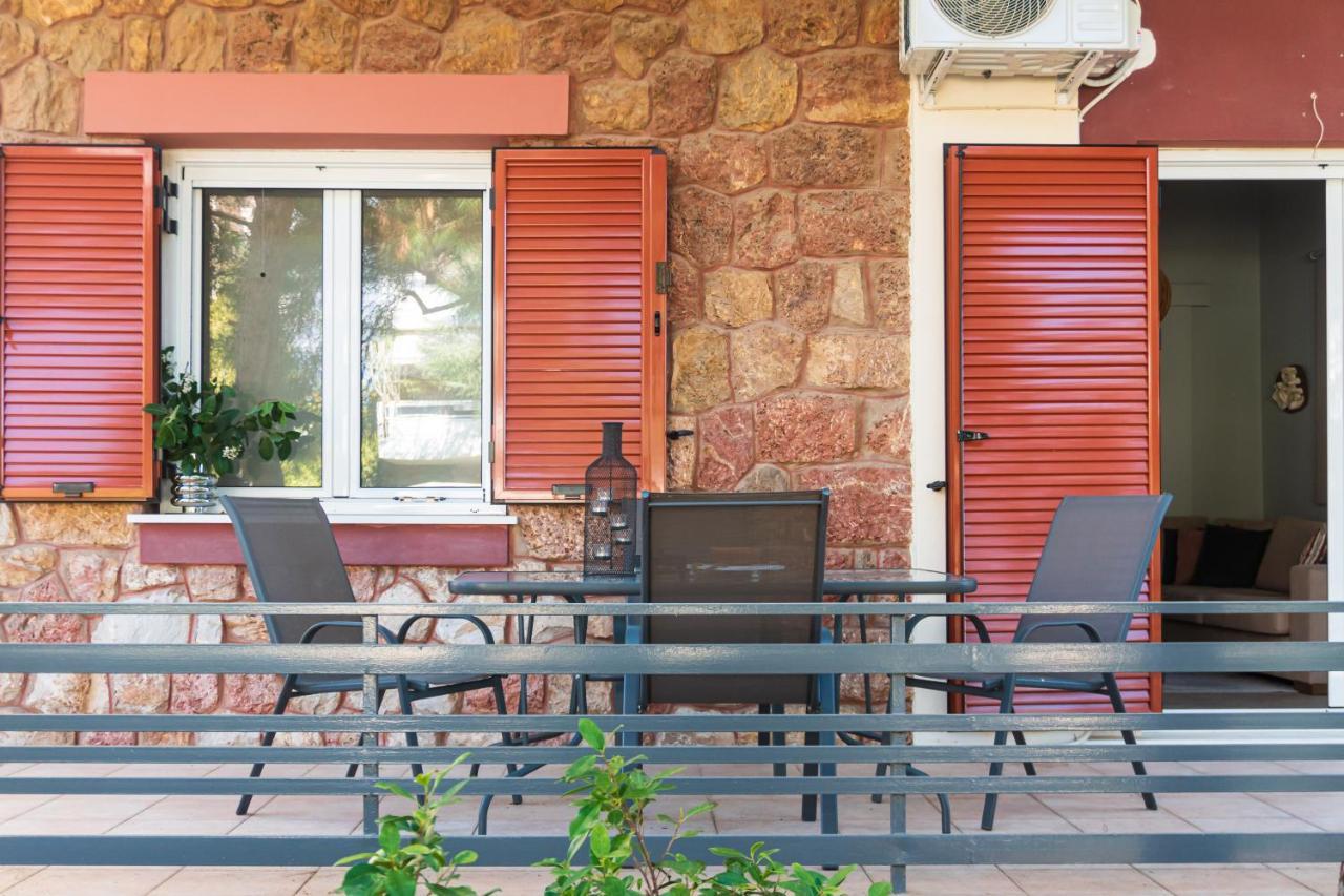 Bright 2Bd Apt, Garden View & Parking - Glyfada Atenas Exterior foto